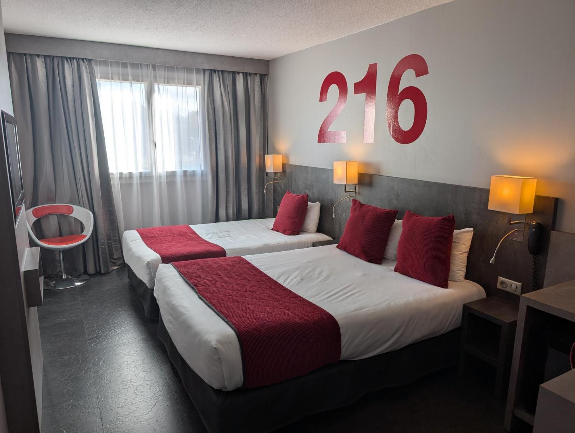 Hotel L'Hotan Portet-sur-Garonne Esterno foto