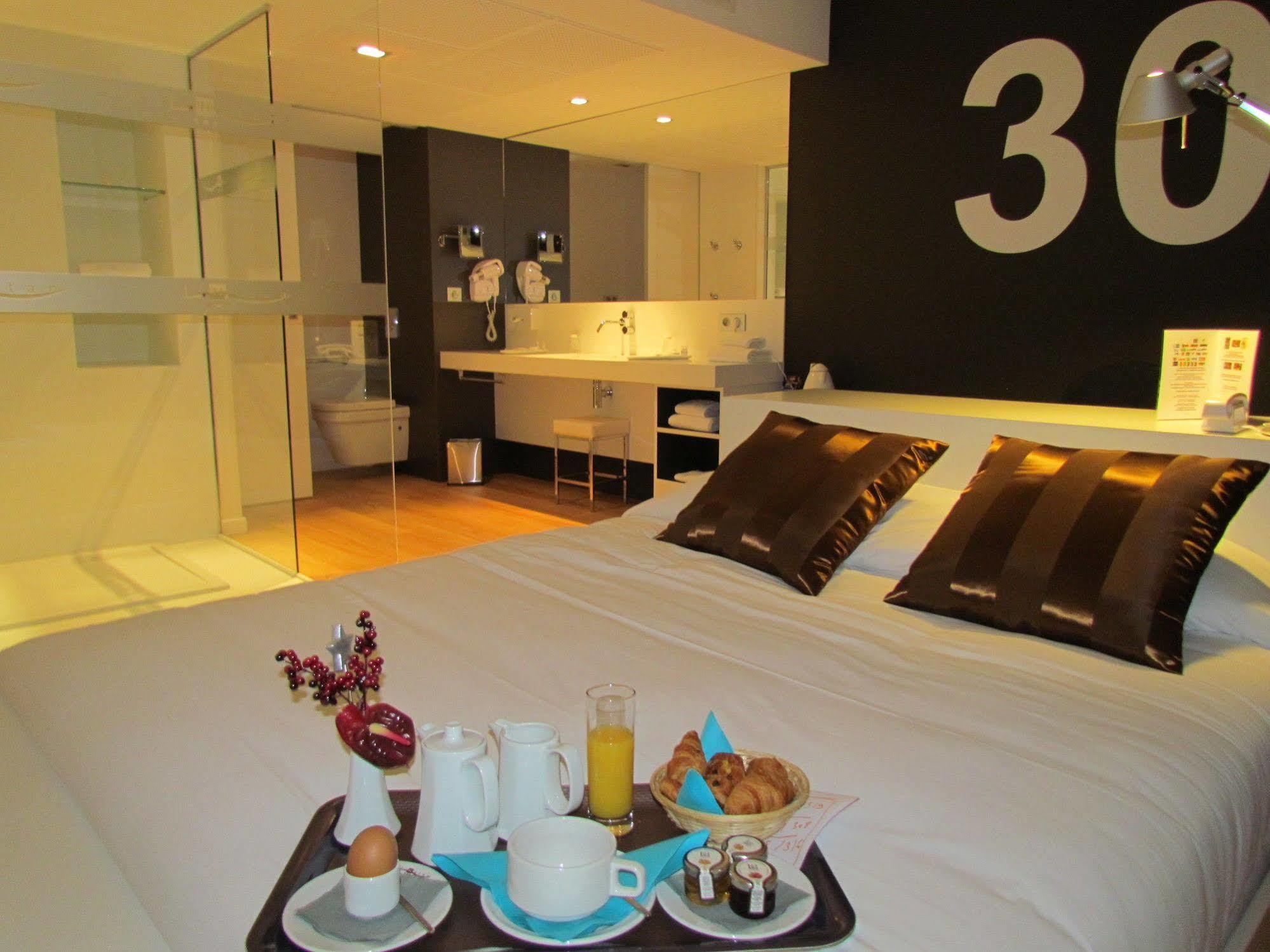 Hotel L'Hotan Portet-sur-Garonne Esterno foto